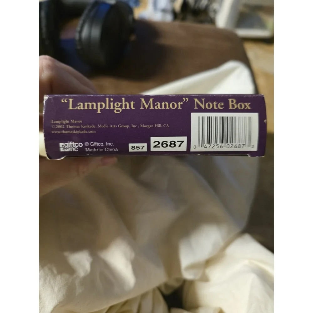 Thomas Kinkade Lamplight Manor Note Box 2002 2687 New In (Box Damage) Sealed